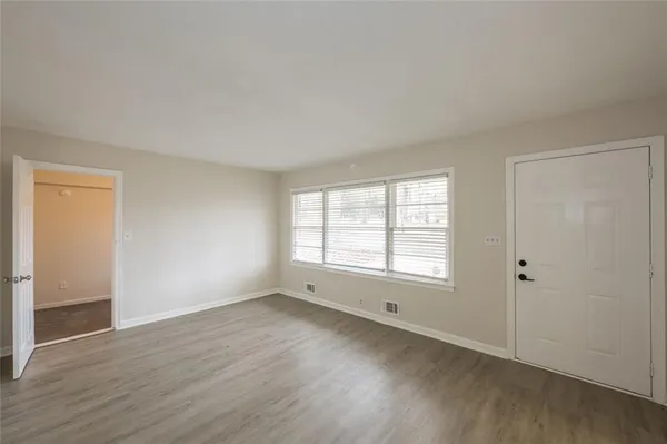 $1,700 | 2058 River Road, Ellenwood, GA 30294