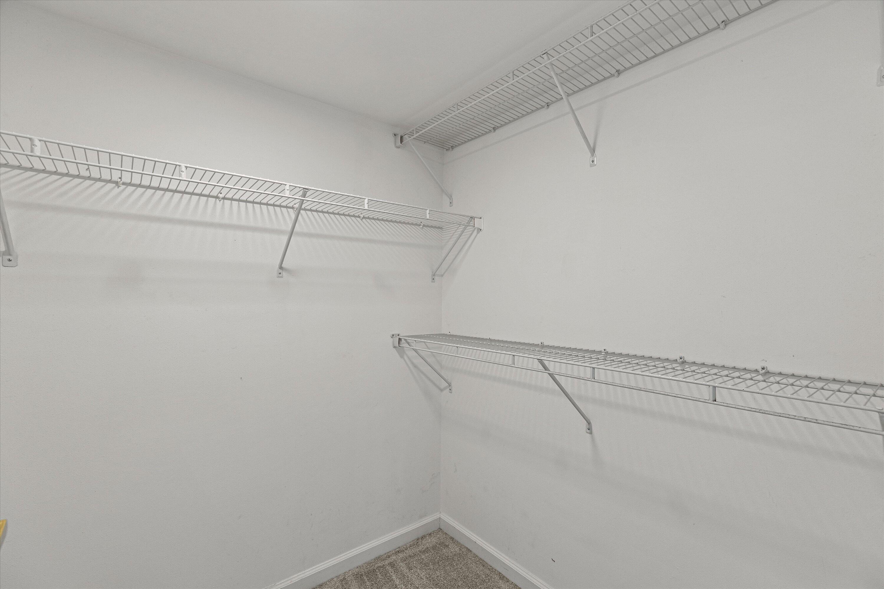 N17W26865 East Fieldhack Drive, Unit D Pewaukee, WI 53072 - Photo 15 of 19 18-0G8A0323