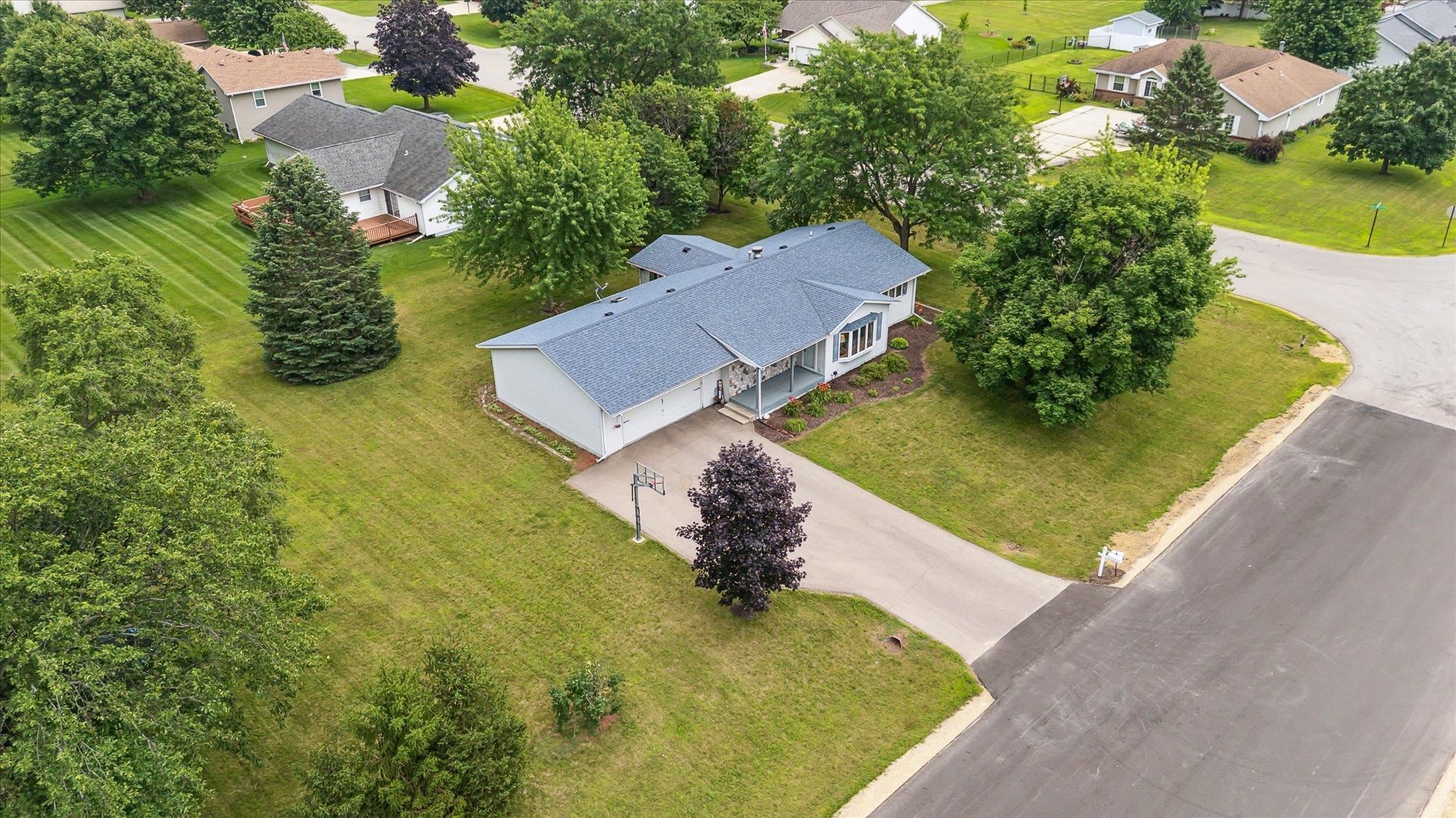 3207 South Flack Road Beloit, WI 53511 - Photo 1 of 1 Gallery Image 1