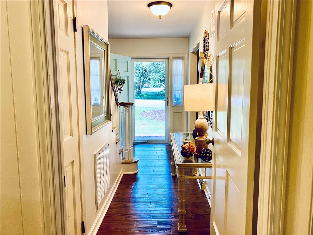 100 Vineyard Road Clemson, SC 29631 - Photo 16 of 47