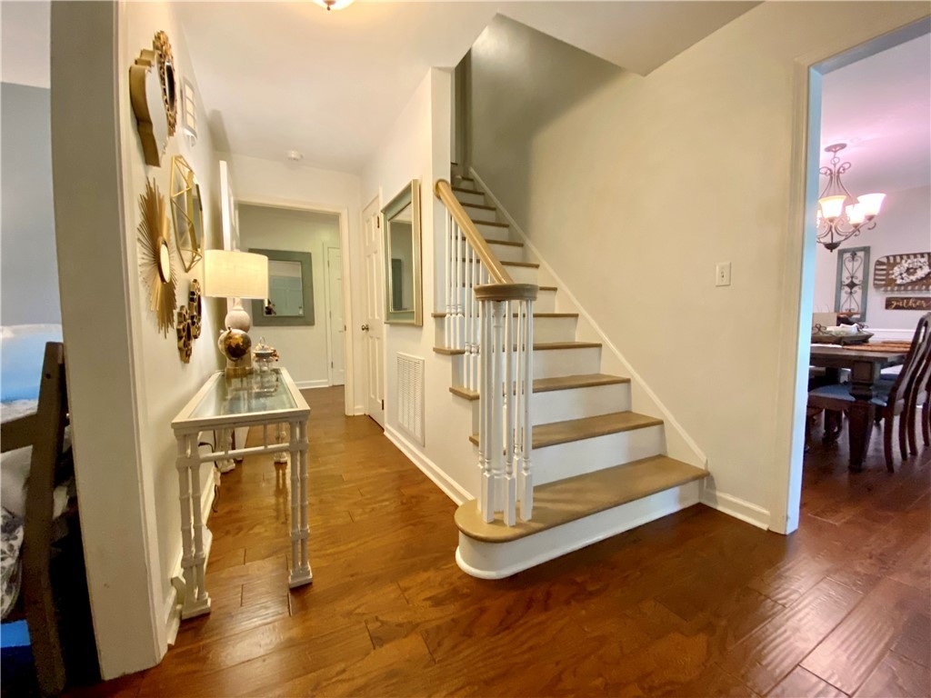 100 Vineyard Road Clemson, SC 29631 - Photo 8 of 47