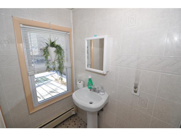 587 Maple Street Manchester, NH 03104 - Photo 10 of 11 Gallery Image 10