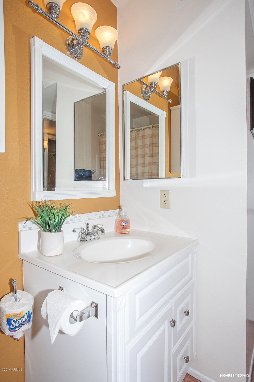 3031 South Rural Road, Unit 17 Tempe, AZ 85282 - Photo 17 of 25 Bathroom