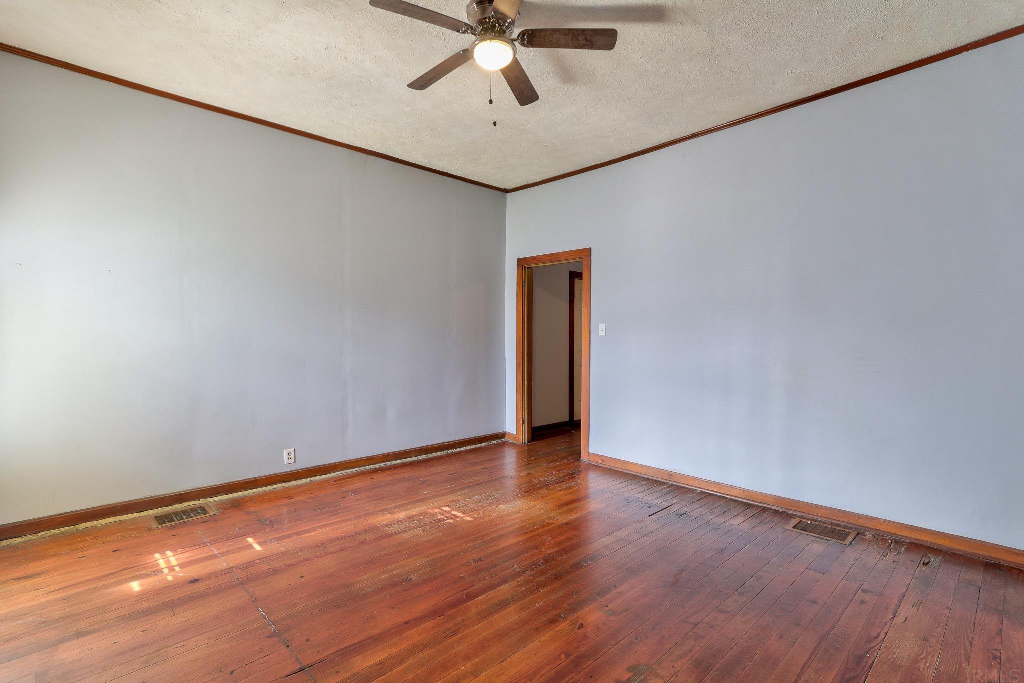 2008 Stringtown Road Evansville, IN 47711 - Photo 5 of 20 Gallery Image 5