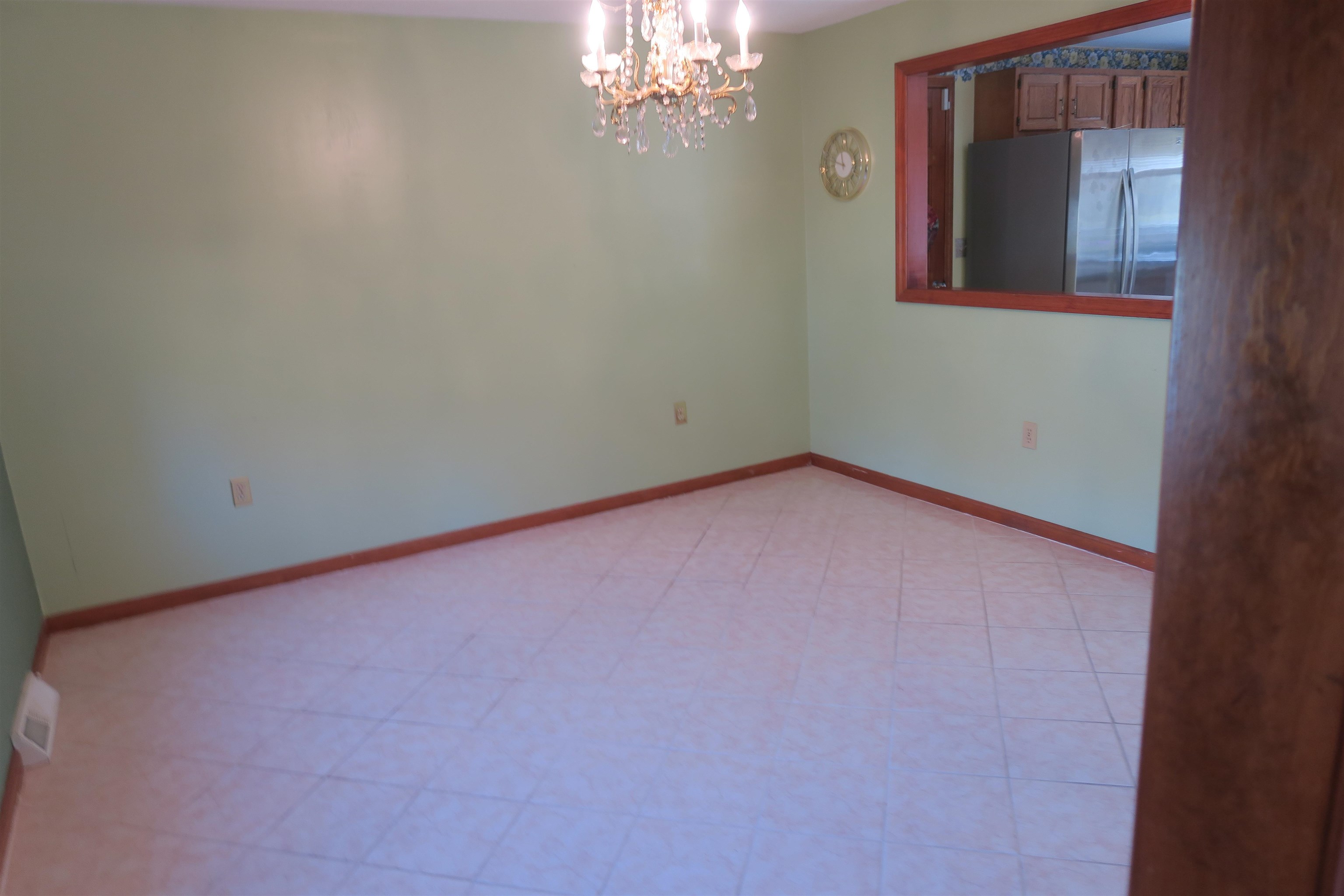 14 Berkeley Street Pelham, NH 03076 - Photo 6 of 16 Gallery Image 6