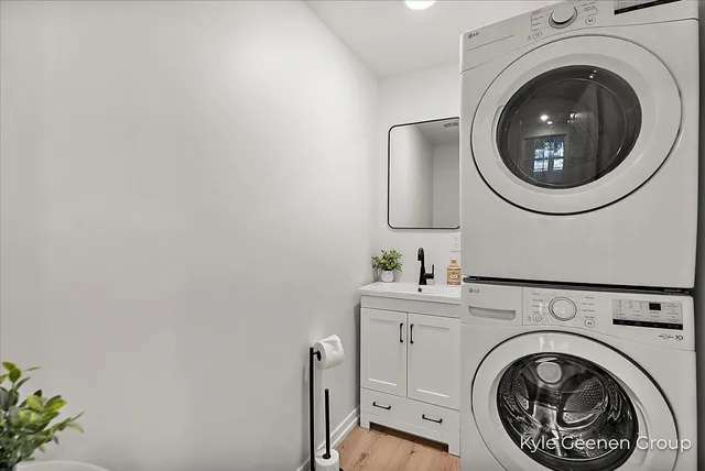 $1,685,000 | 6365 Waters Edge Lane, Saugatuck, MI 49453