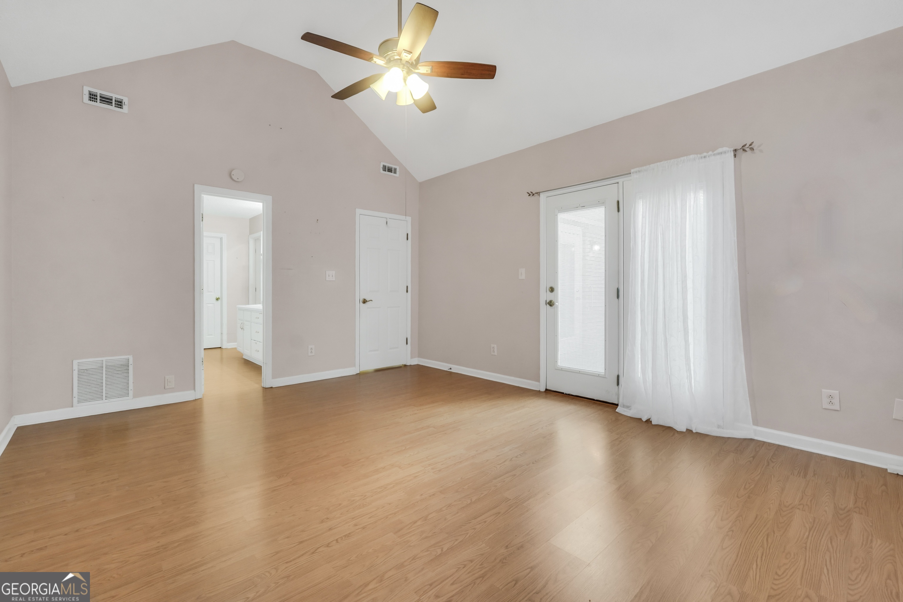 109 Oak Knoll Road Stockbridge, GA 30281 - Photo 11 of 26 Gallery Image 11