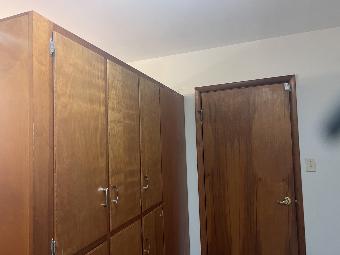 301 Dilks Street Roberts, IL 60962 - Photo 32 of 44 a bathroom with a shower and a shower curtain