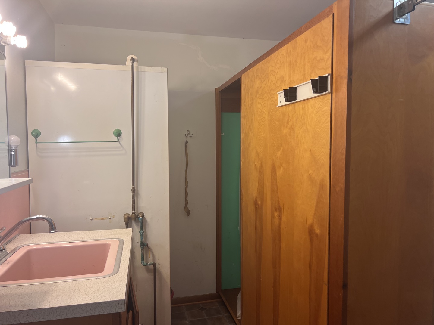 301 Dilks Street Roberts, IL 60962 - Photo 42 of 44 a bathroom with a tub and shower