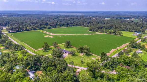 $270,000 | 1700 County Road 4A, Century, FL 32535