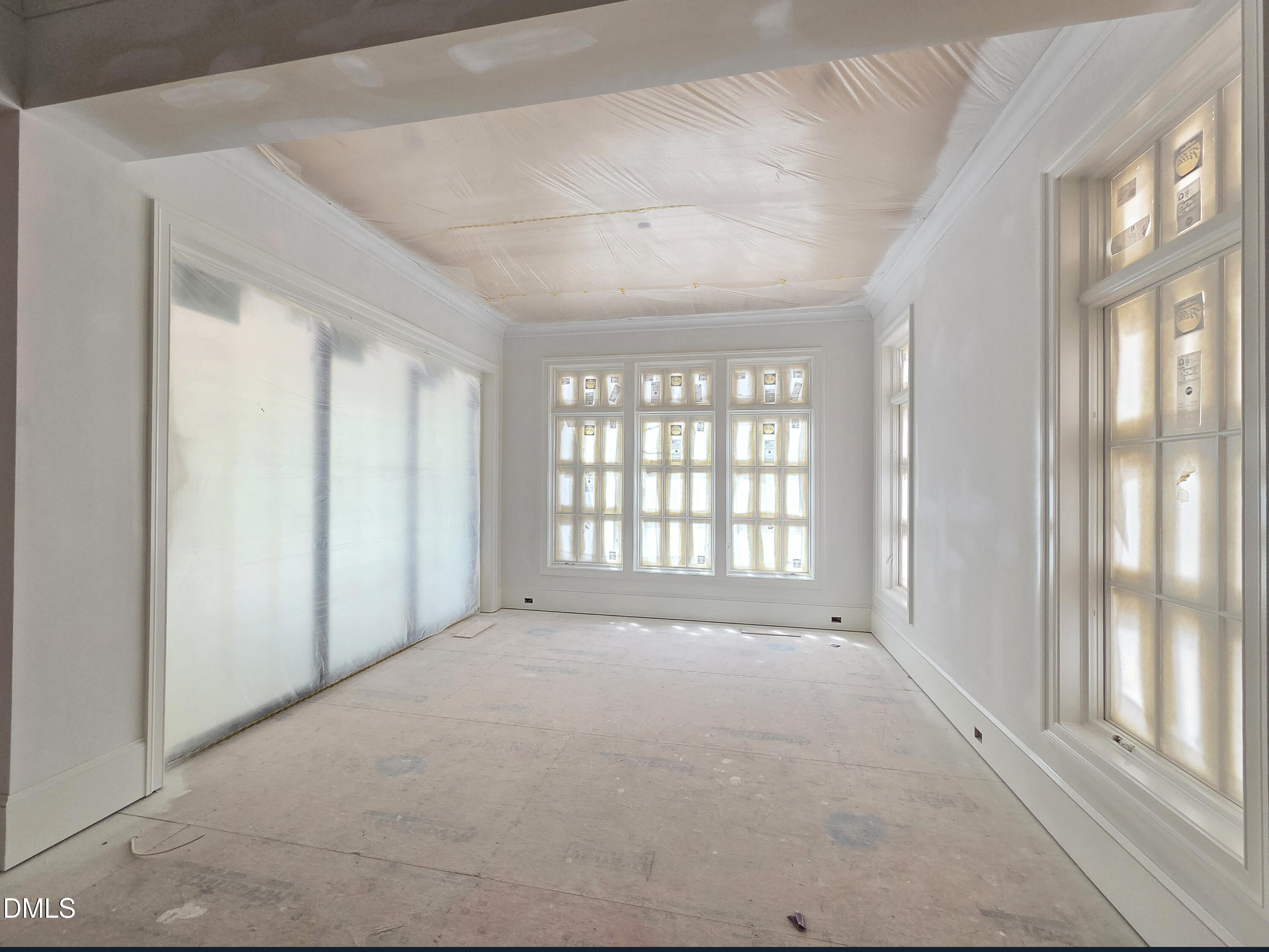 6477 Sanctuary Falls Drive Raleigh, NC 27614 - Photo 15 of 36 2026-05-10 14.17.27