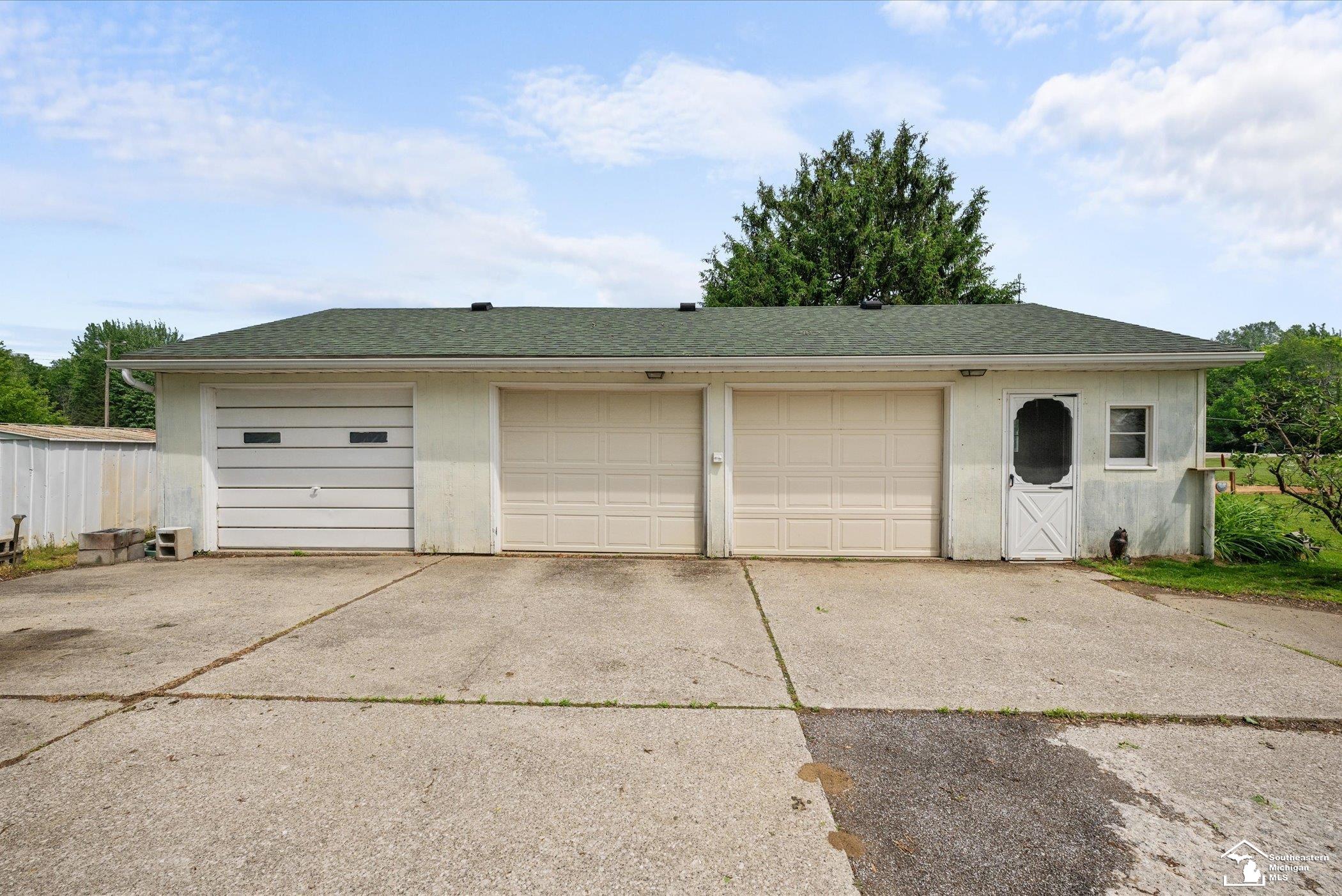 13494 Gera Road Birch Run, MI 48415 - Photo 35 of 37