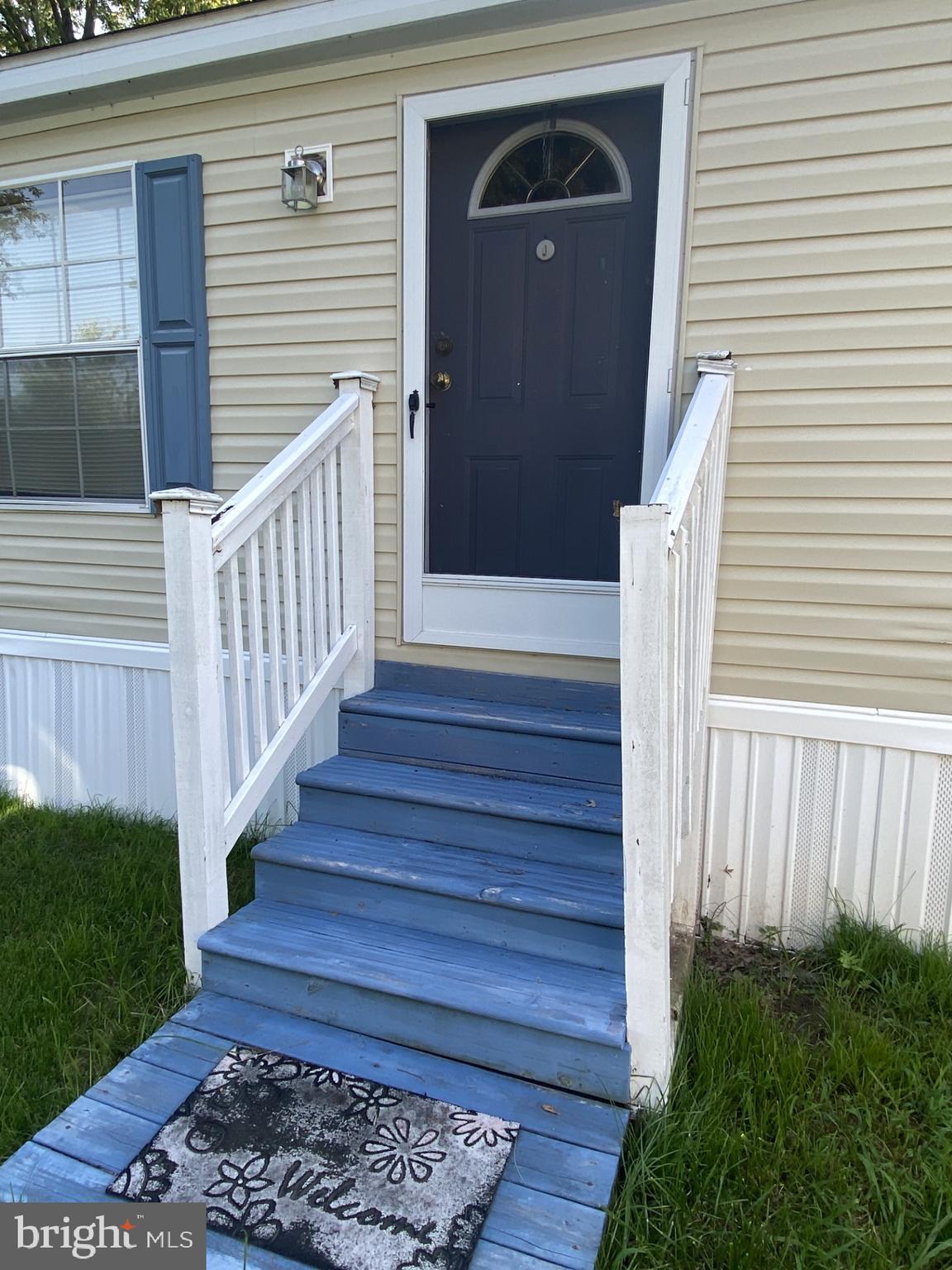 32008 Siham Road, Unit 51991 Lewes, DE 19958 - Photo 33 of 39 Side entrance