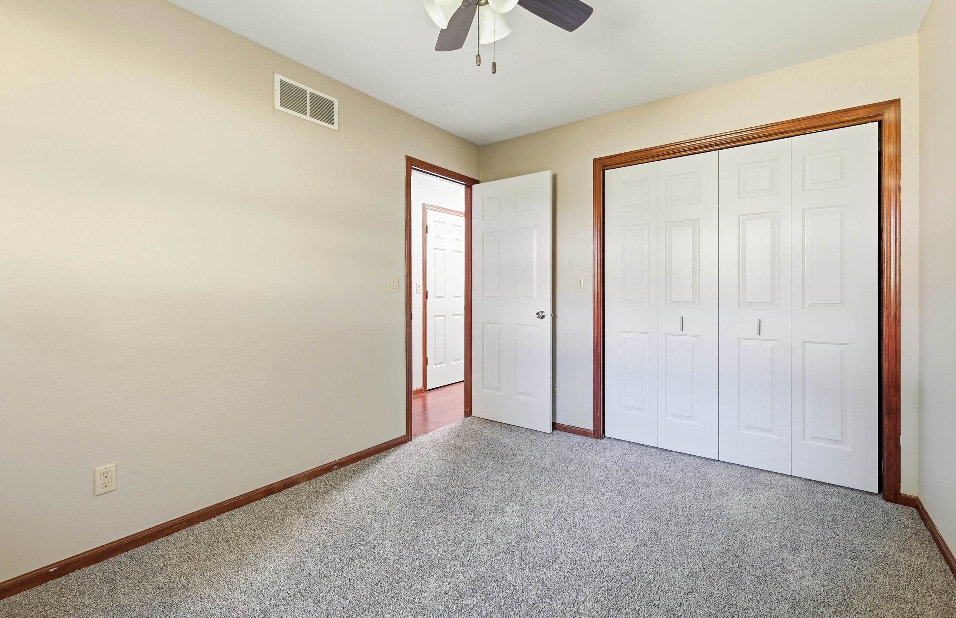 2205 Trenton Road Dubuque, IA 52002 - Photo 19 of 31 Gallery Image 19