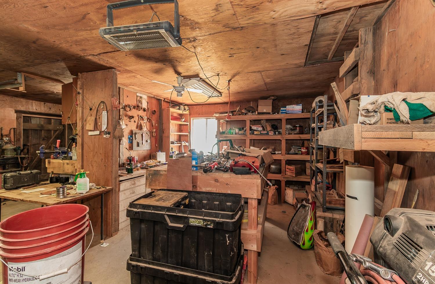33288 Linson Road Tollhouse, CA 93667 - Photo 26 of 54 a view of a storage & utility room