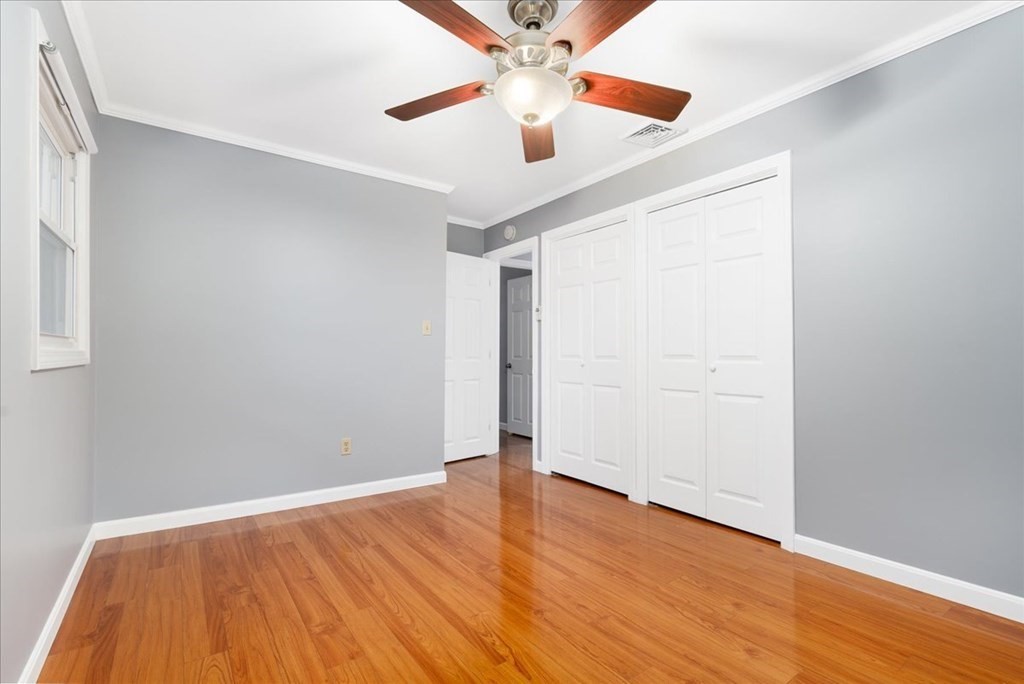 120 Harris Road Nashua, NH 03062 - Photo 13 of 42
