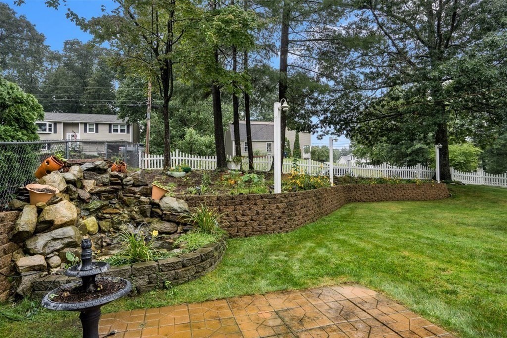 120 Harris Road Nashua, NH 03062 - Photo 35 of 42