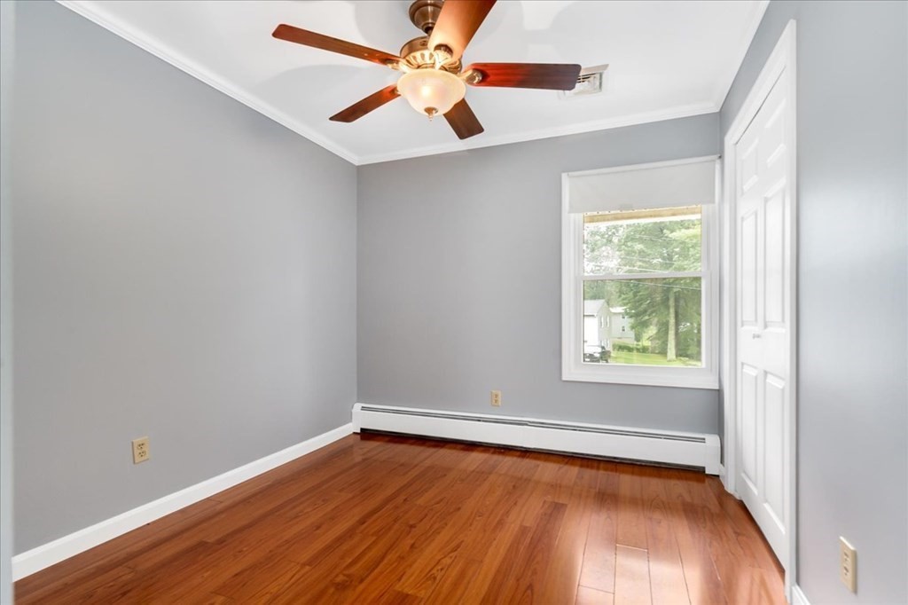 120 Harris Road Nashua, NH 03062 - Photo 9 of 42