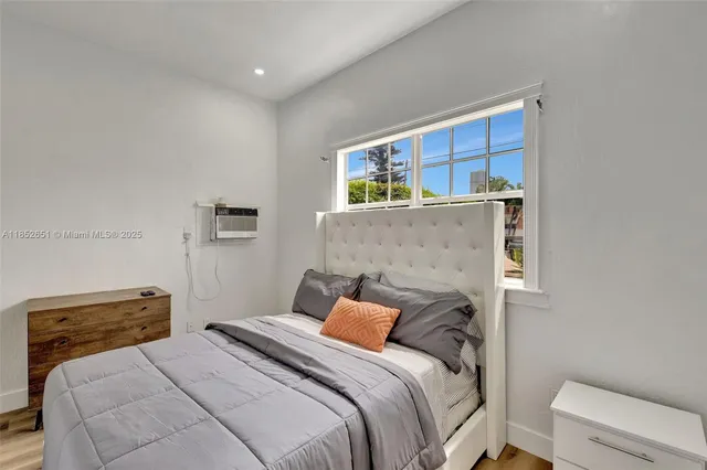 $699,969 | 920 Southwest 8th Court, Miami, FL 33130