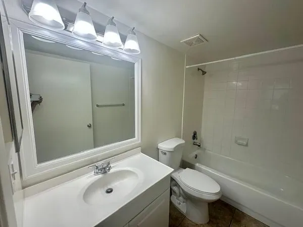 $2,200 | 7840 Sonoma Springs Circle, Unit 103, Lake Worth, FL 33463
