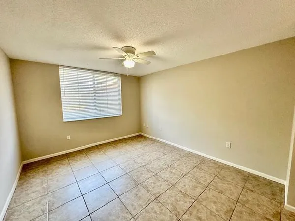 $2,200 | 7840 Sonoma Springs Circle, Unit 103, Lake Worth, FL 33463
