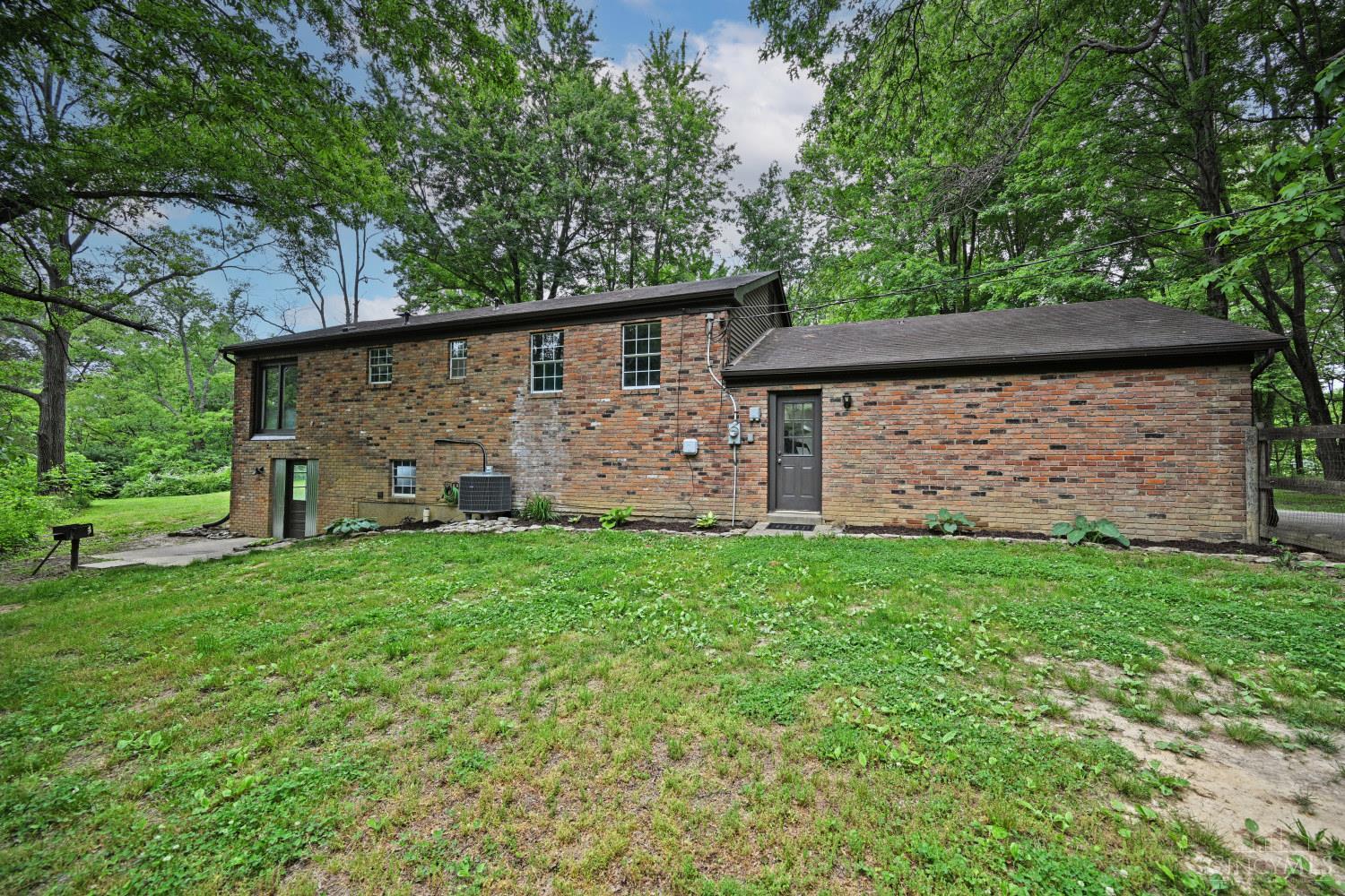 4237 Ellis Road Batavia, OH 45103 - Photo 30 of 46