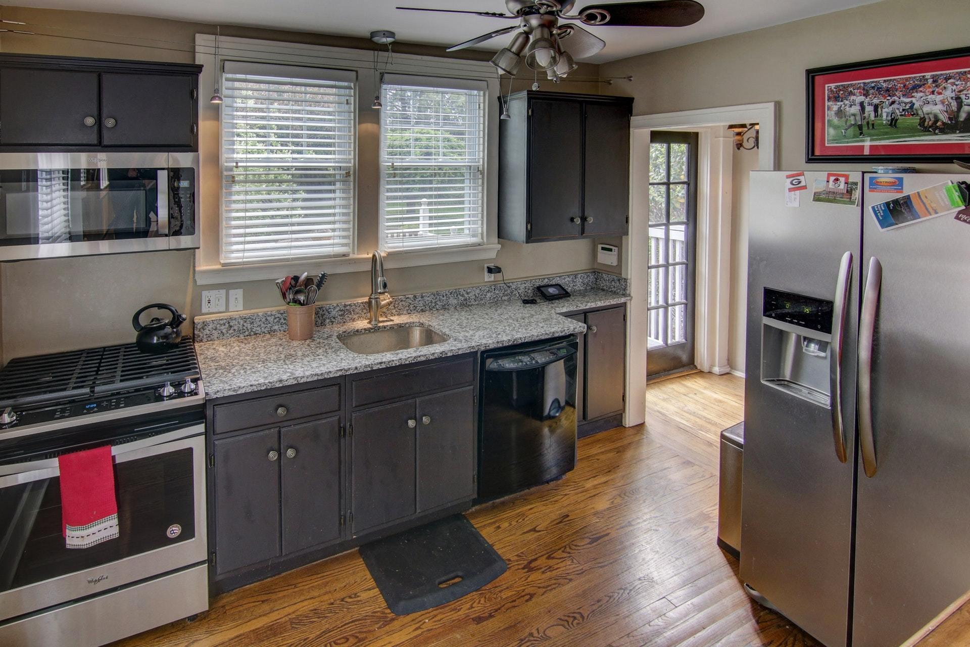 1718 Mt Vernon Road Southwest Roanoke, VA 24015 - Photo 8 of 34 Kitchen