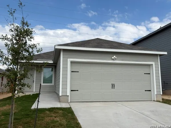$1,599 | 534 Layne Overlook, San Antonio, TX 78253