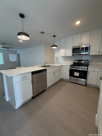 $1,599 | 534 Layne Overlook, San Antonio, TX 78253