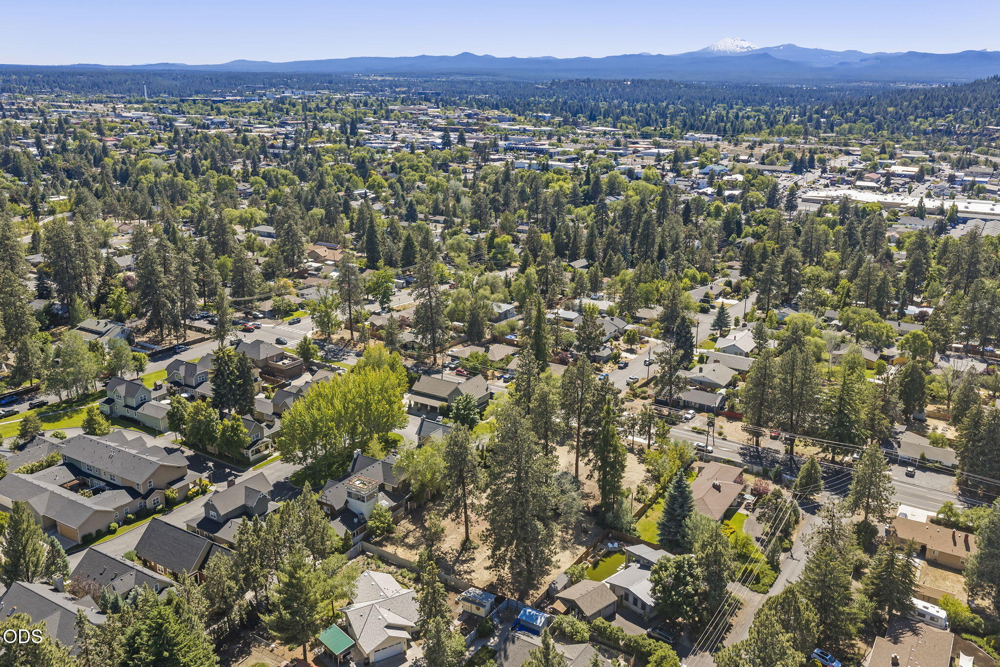 1920 Northeast 8th Street Bend, OR 97701 - Photo 21 of 29