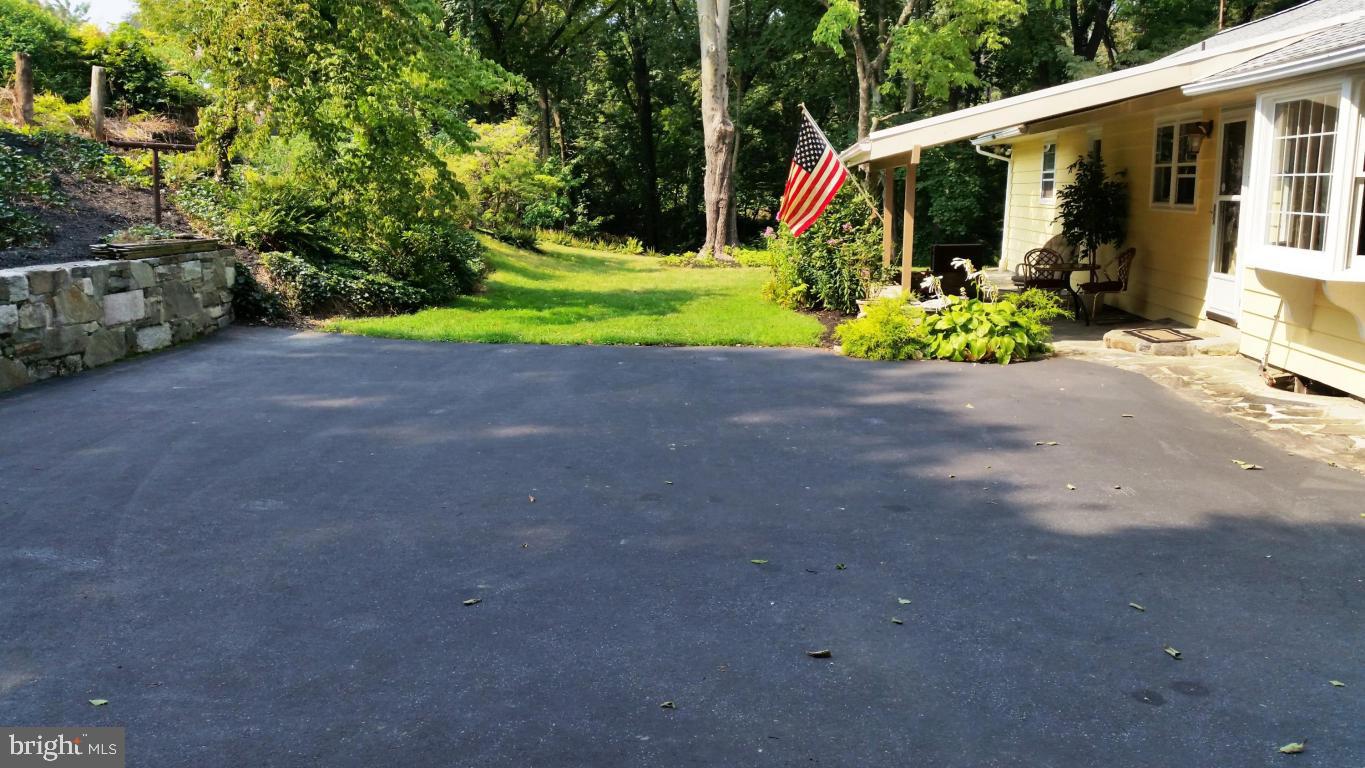 40 Valley Road Conestoga, PA 17516 - Photo 3 of 32