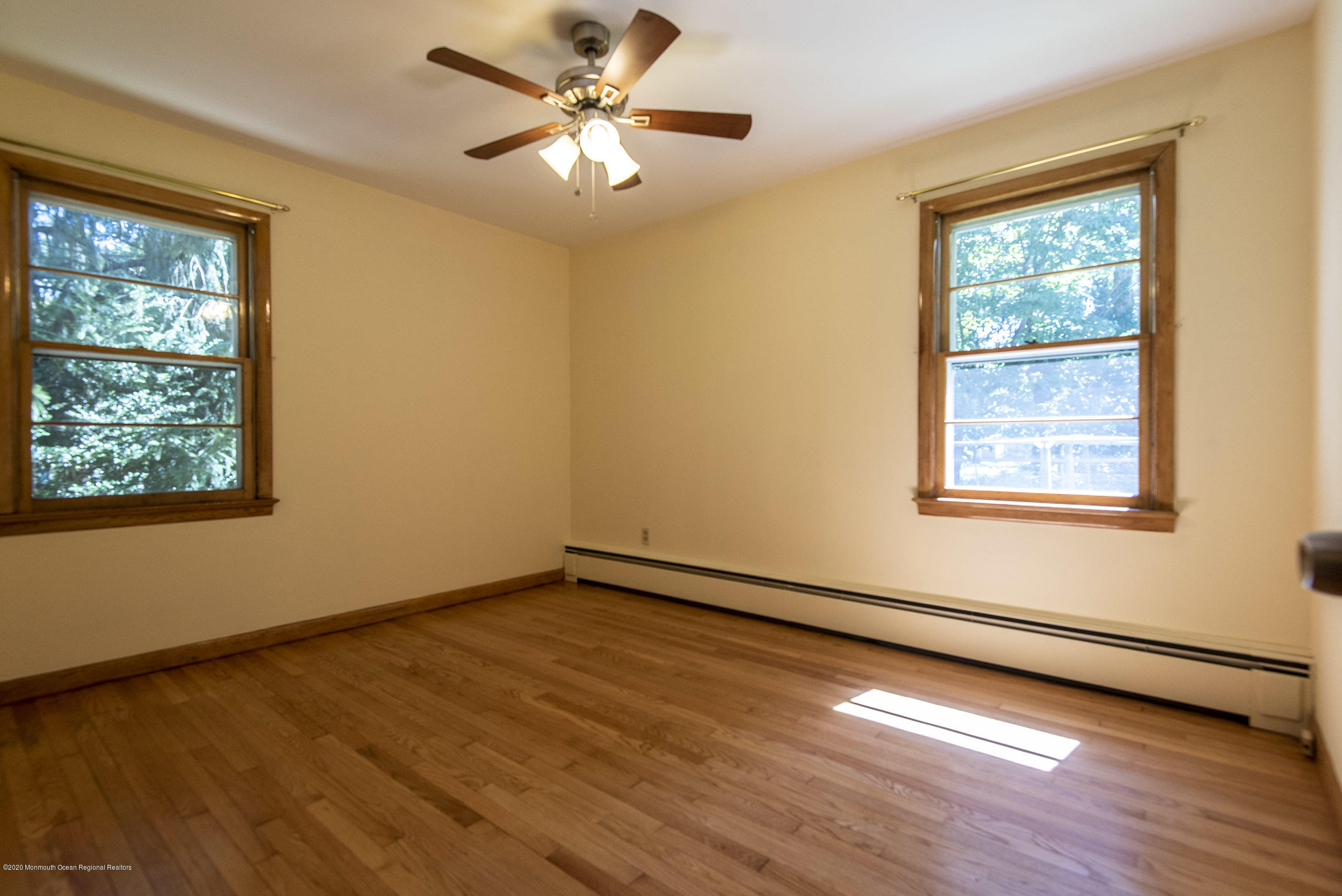 8 Goodenough Road Farmingdale, NJ 07727 - Photo 10 of 24 Bed 1