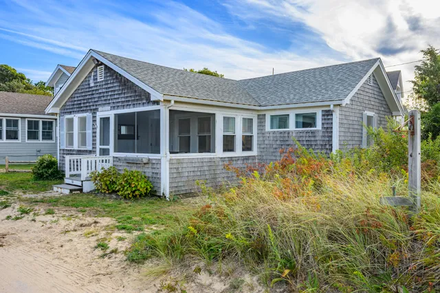 $1,075,000 | 195 Ellis Landing Road, Brewster, MA 02631
