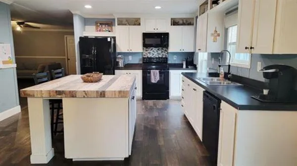 $220,000 | 831 US Highway 27, Perry, FL 32348