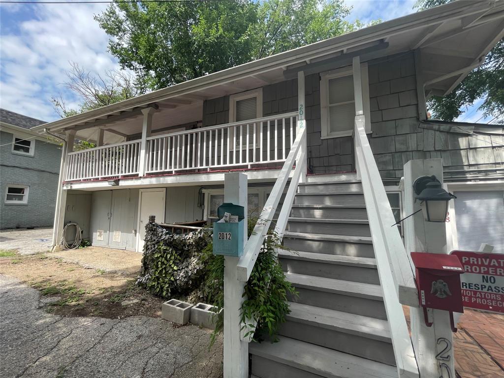 2012 Sanguinet Street Fort Worth, TX 76107 - Photo 2 of 11 a front view of a house
