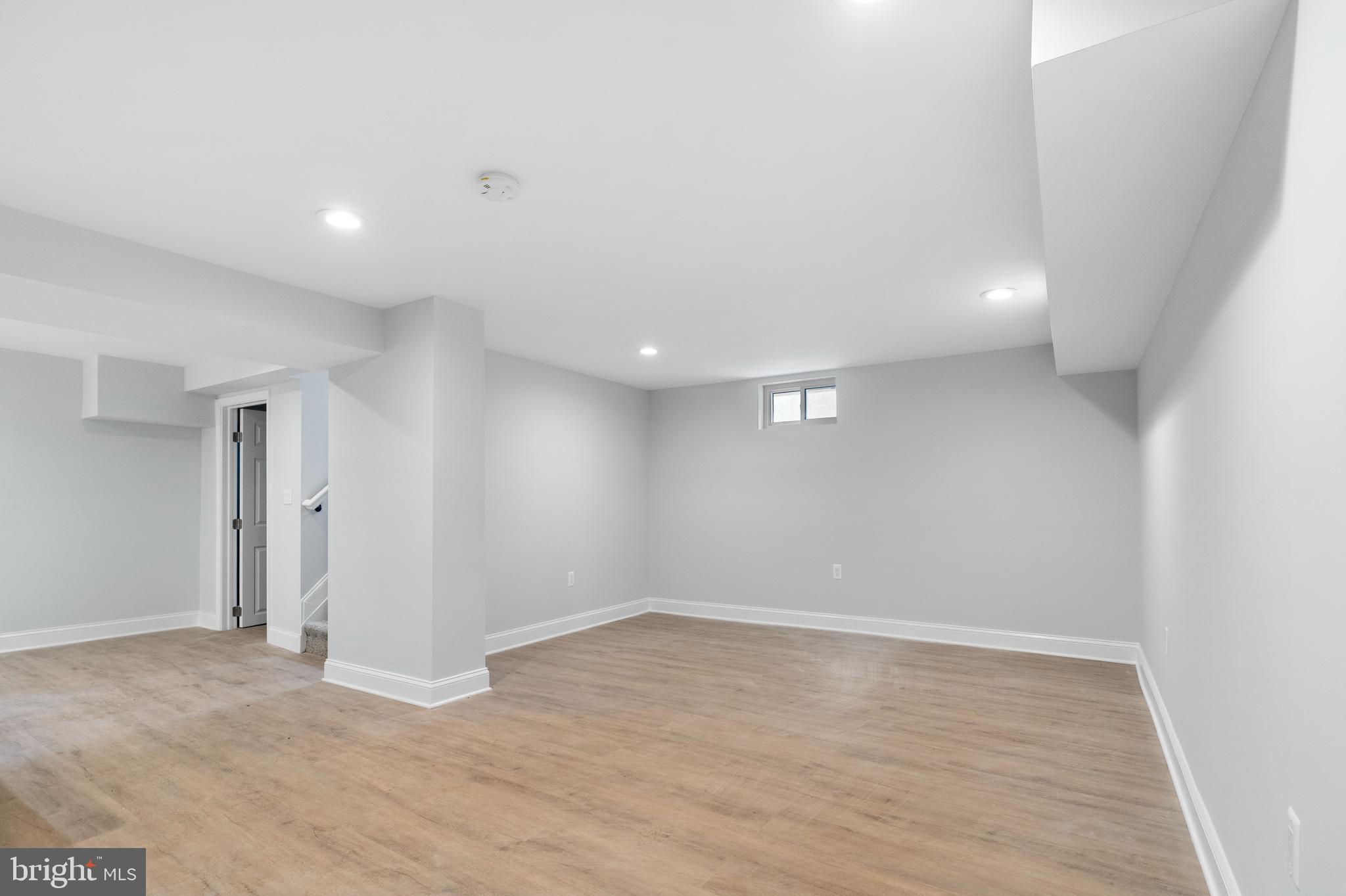 9725 Plowline Road Randallstown, MD 21133 - Photo 18 of 30 Entertain Your Guests in this Spacious Room
