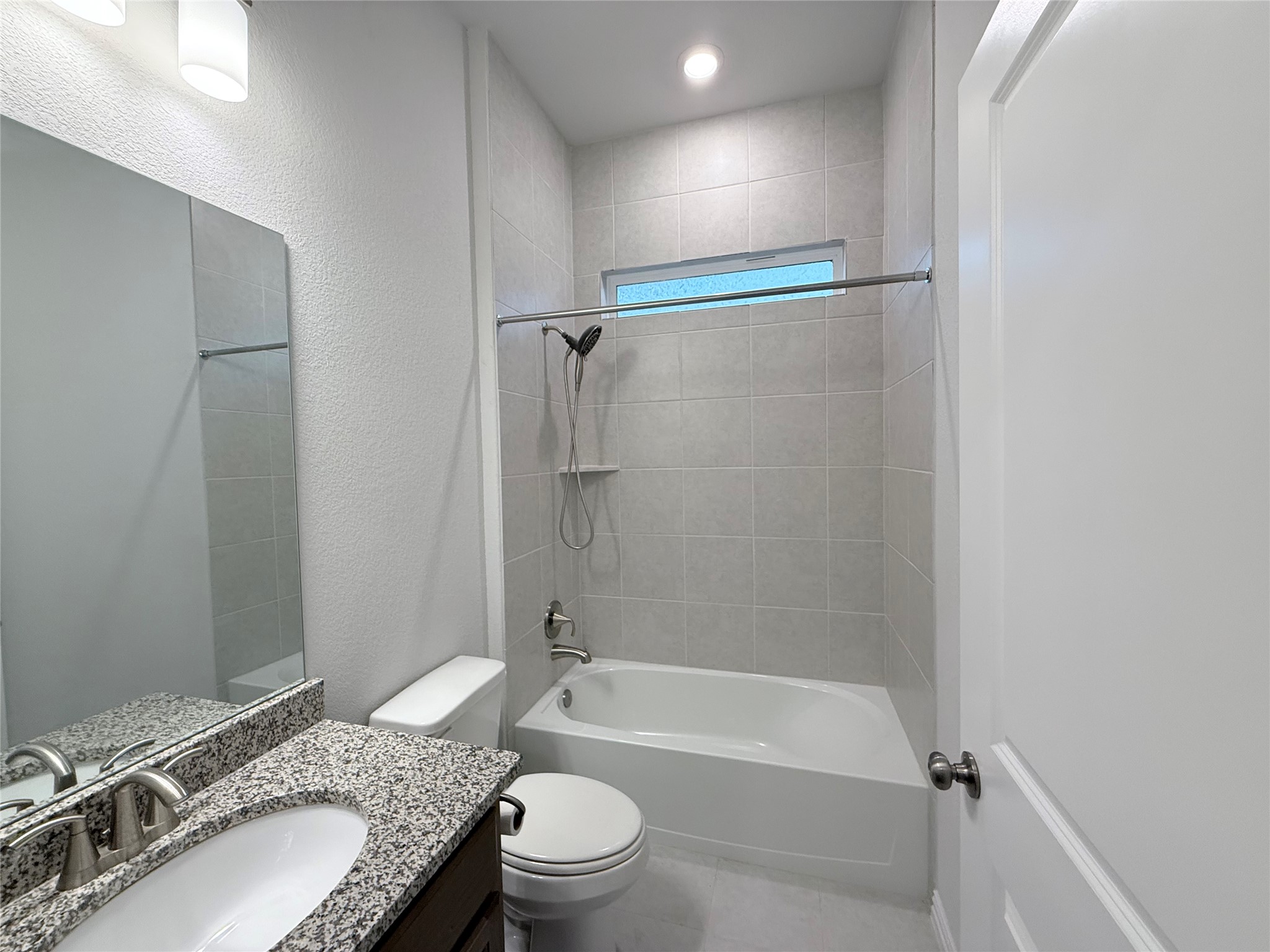 4516 Sea Salt Drive Austin, TX 78747 - Photo 10 of 14 Bathroom