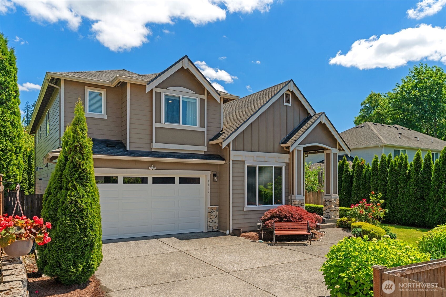 22313 38th Avenue Southeast Bothell, WA 98021 - Photo 2 of 35