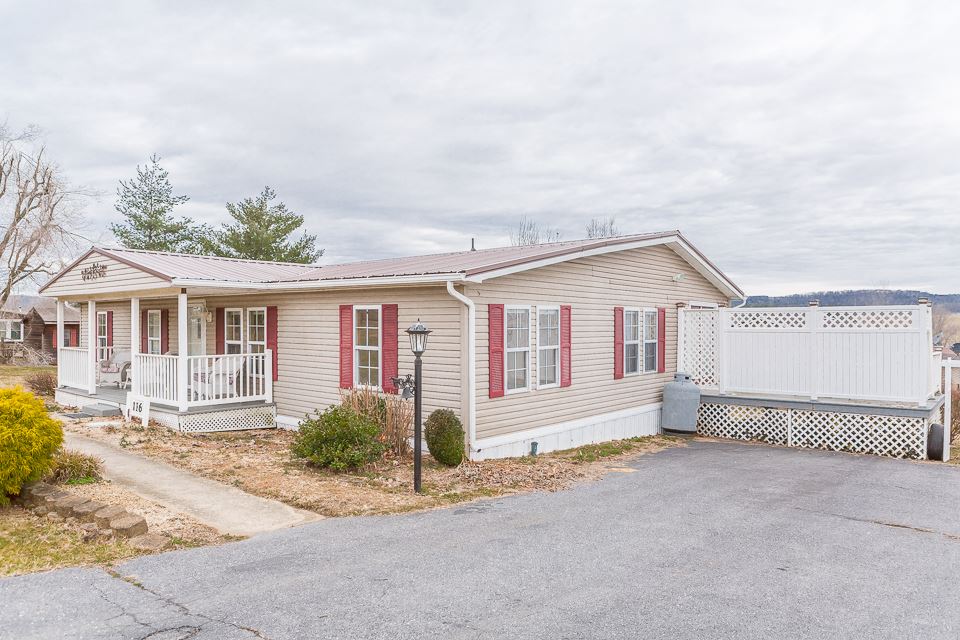 116 Guthrie Road Stuarts Draft, VA 24477 - Photo 32 of 33 Gallery Image 32