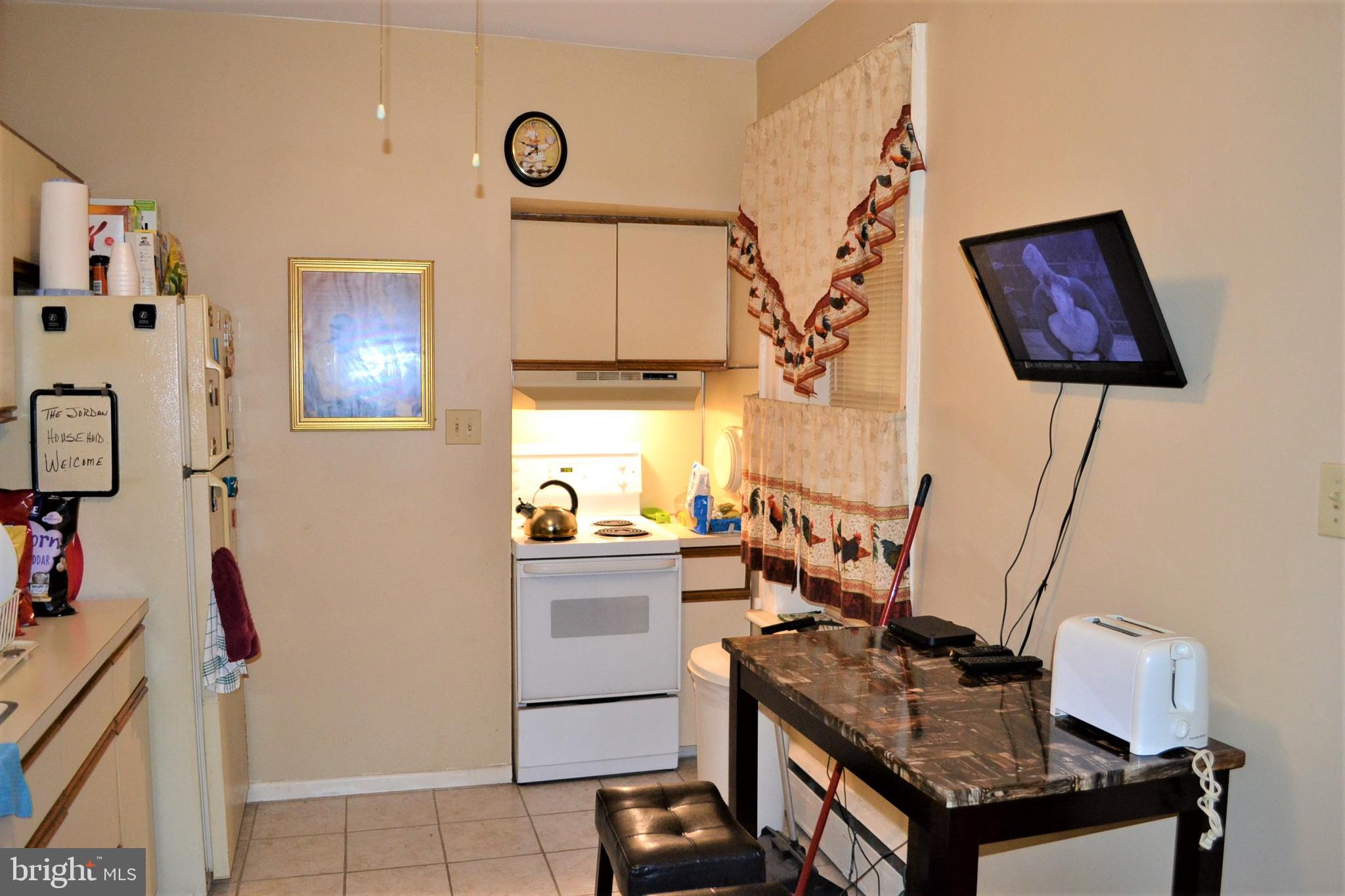 503 Valley Road Elkins Park, PA 19027 - Photo 7 of 37 Kitchen in first floor unit