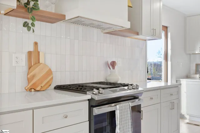 $435,000 | 410 Birnie Street, Greenville, SC 29611