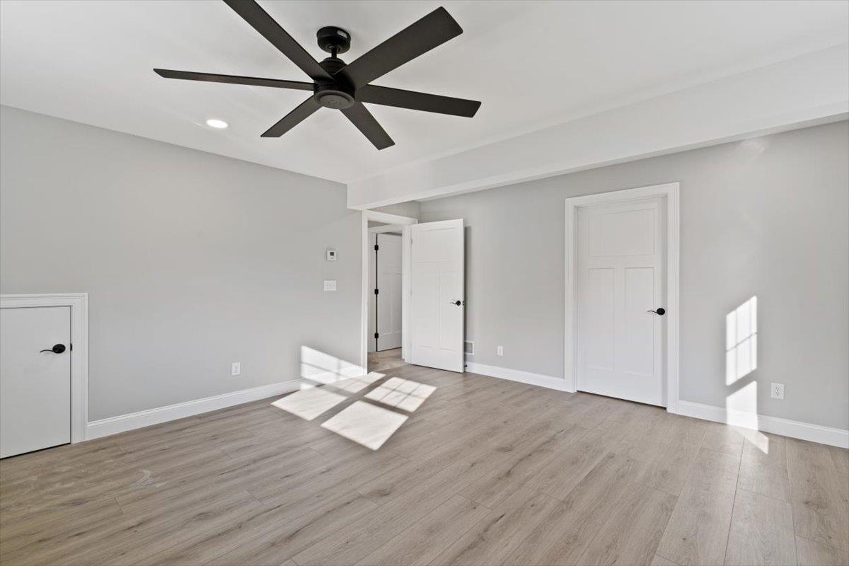 33 A Iris Avenue Salem, NH 03079 - Photo 20 of 37