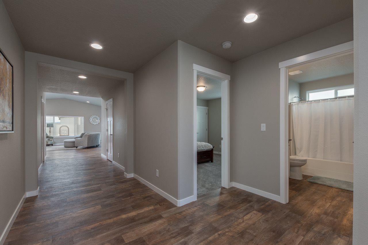 1711 Ridgetop Drive Greenacres, WA 99016 - Photo 2 of 20 Gallery Image 2