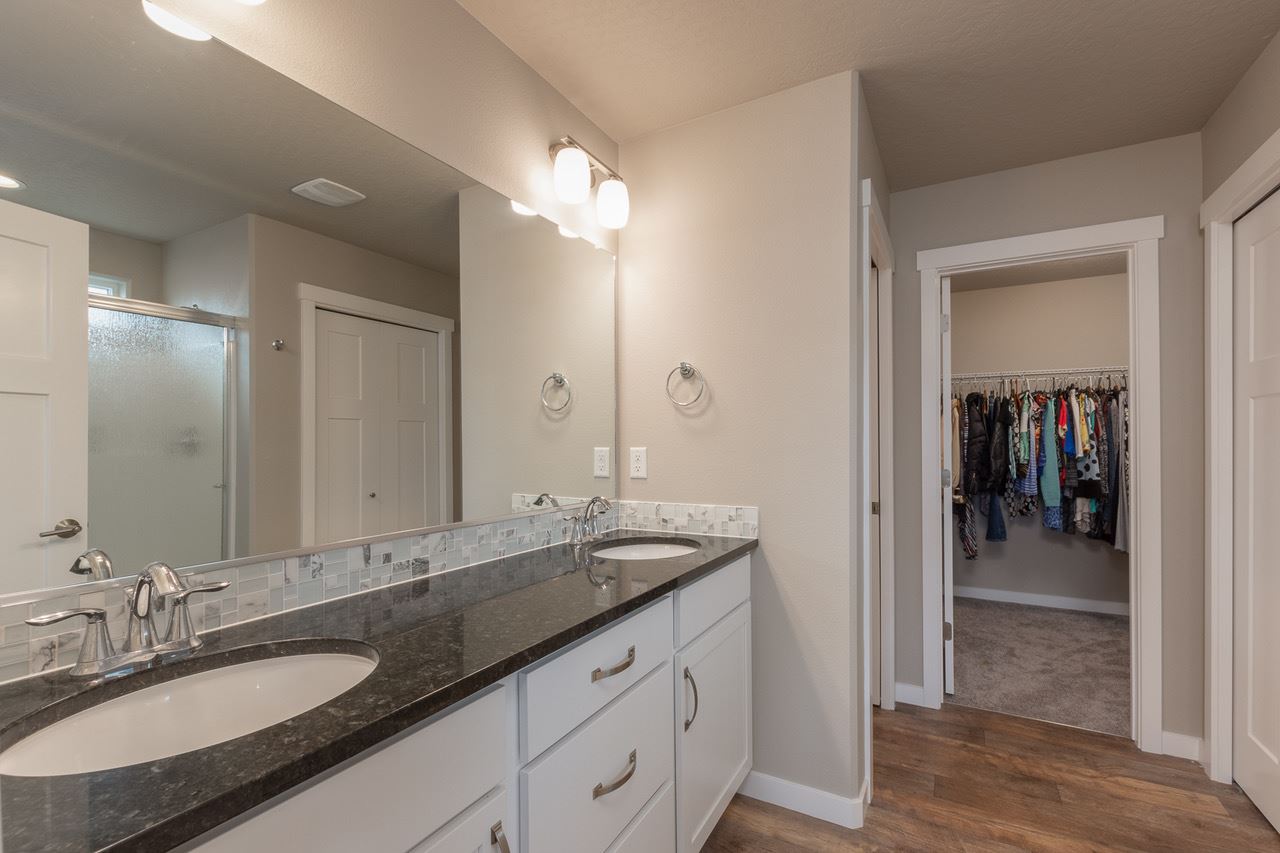 1711 Ridgetop Drive Greenacres, WA 99016 - Photo 12 of 20 Gallery Image 12
