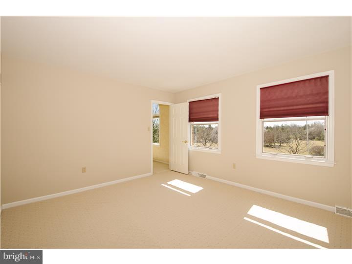 2587 Cold Spring Road Lansdale, PA 19446 - Photo 19 of 25 Gallery Image 19
