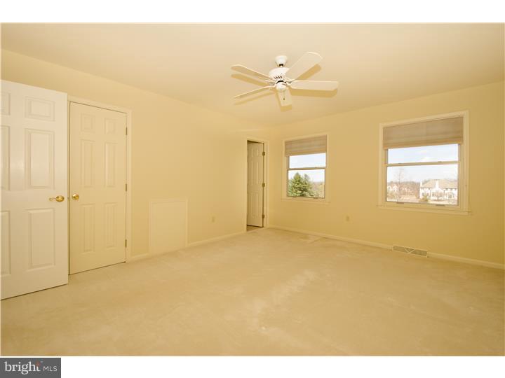2587 Cold Spring Road Lansdale, PA 19446 - Photo 20 of 25 Gallery Image 20