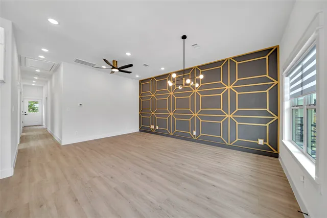 $2,250 | 4902 Higgins Street, Unit A, Houston, TX 77033