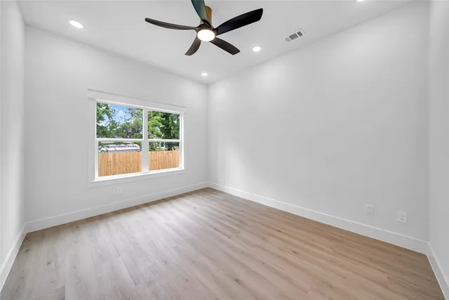 $2,250 | 4902 Higgins Street, Unit A, Houston, TX 77033