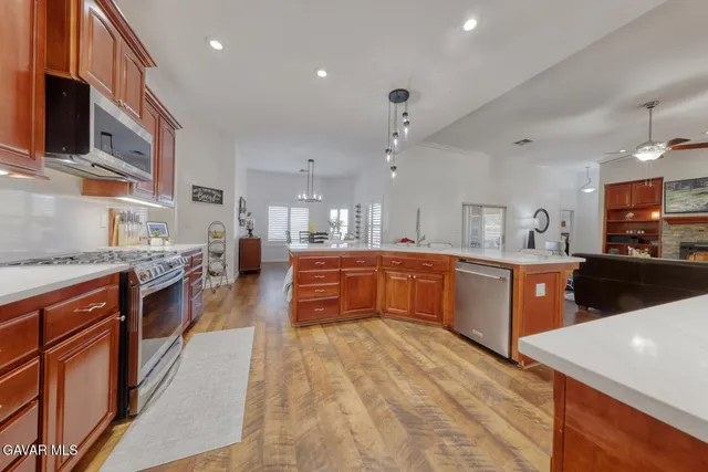 $699,900 | 23001 Lakeview Drive, Tehachapi, CA 93561