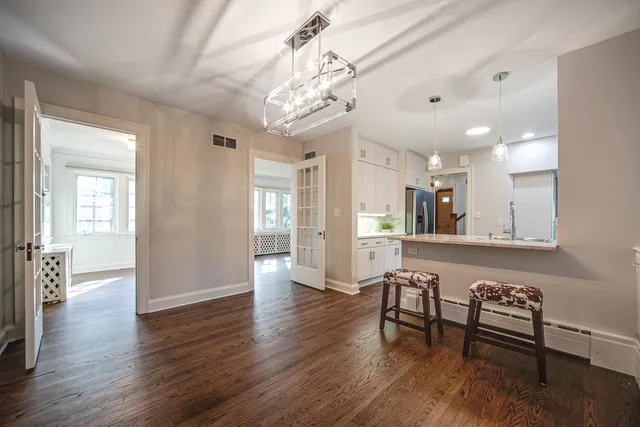 $6,175 | 662 Greenview Place, Lake Forest, IL 60045